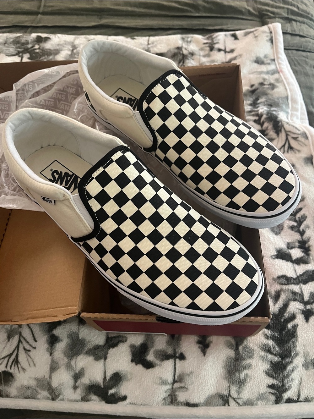 Vans Asher Checkerboard Slip-On Loafers - Black & White Like New with Box